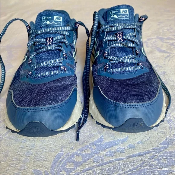 New Balance Womans Trail Running Shoes - Picture 5 of 14